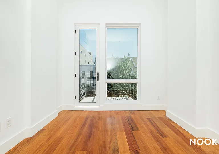 215 Freeman St #4B — Photo 8