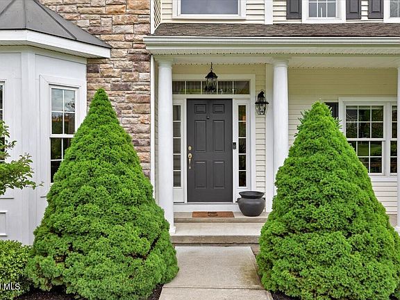 5th image of 13 Tipperary Way