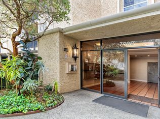 7102 Raintree Cir, Culver City, CA 90230