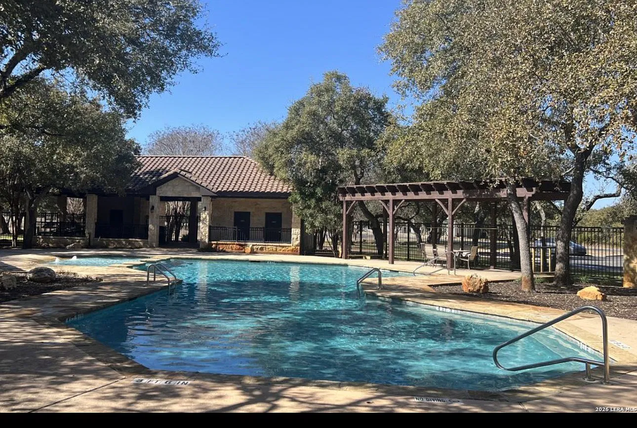 4 bed, 2529 sqft, $3,500 — Photo 1