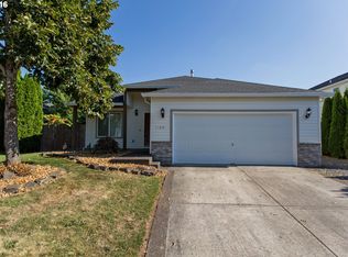 1109 Meadowlawn Pl, Molalla, OR 97038