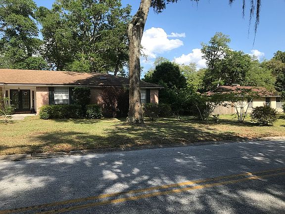 2nd image of 2701 Marquois Dr