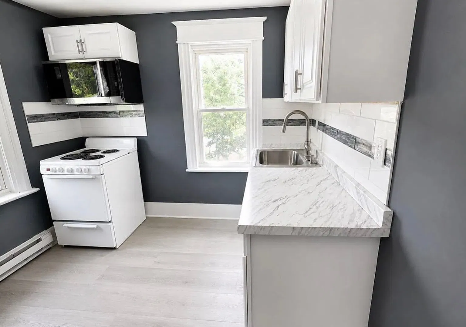 437 West Broad Street — Photo 2