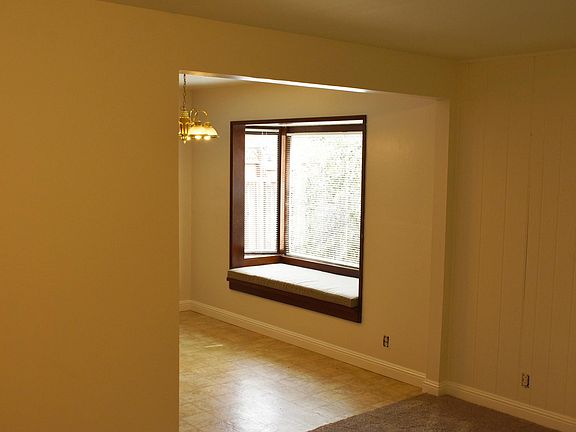 4th image of 3499 Cherry Ave