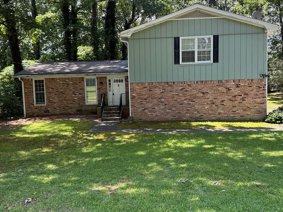 1st image of 2663 Green Valley Ct