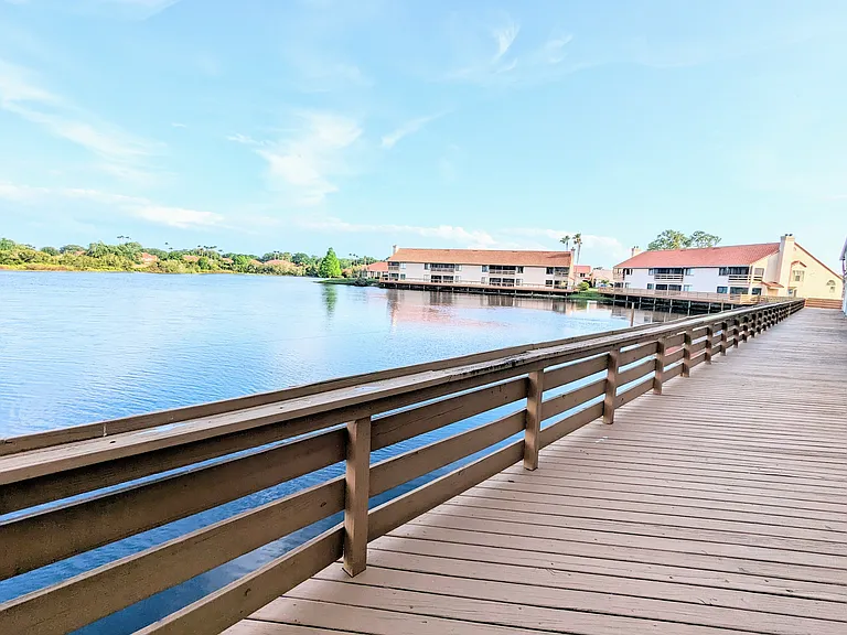Garden Lake Dr — Photo 7