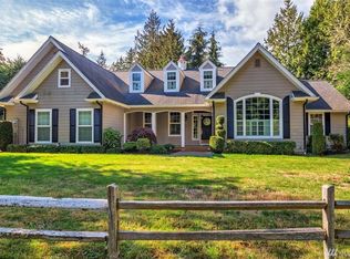 512 Highland Dr, Port Ludlow, WA 98365