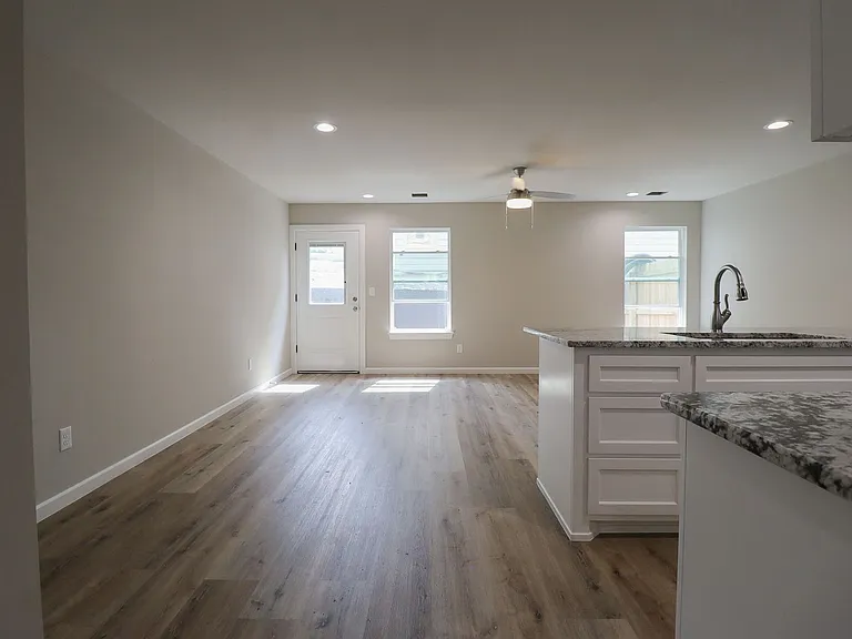 216 N Cleveland Ave #A — Photo 3