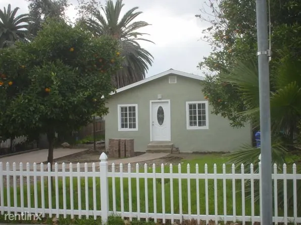 1428 Hollister St, San Fernando, CA 91340