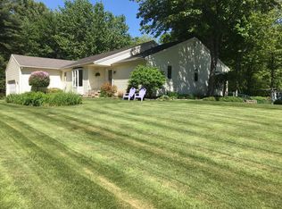 102 Old Cape Rd, Kennebunkport, ME 04046