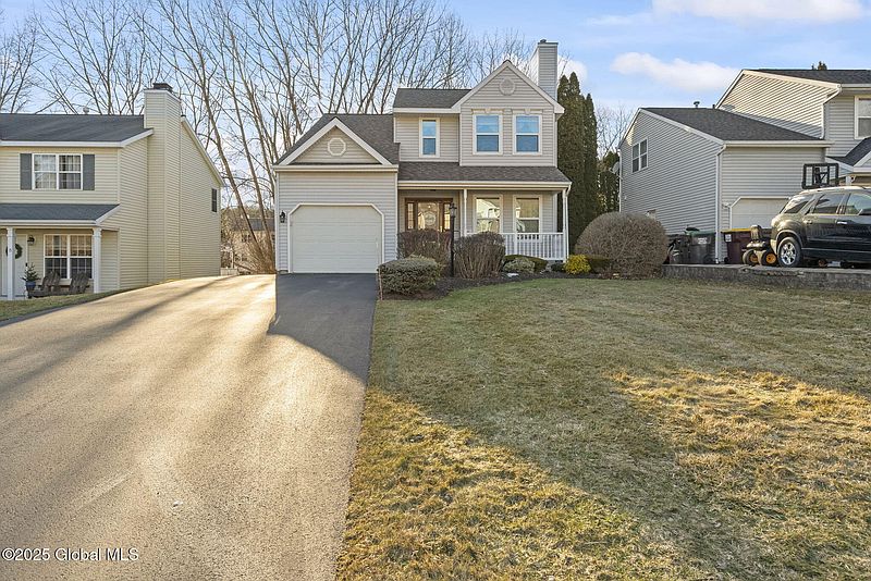 2nd image of 17 Tupelo Drive