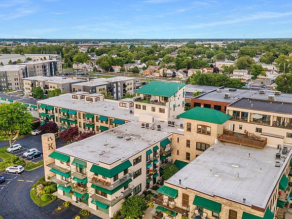 3rd image of 110 N Harbor Dr Unit 312