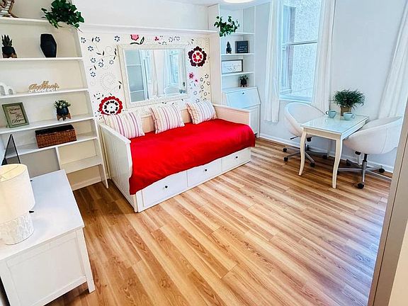 5th image of 234 N 3rd St #203