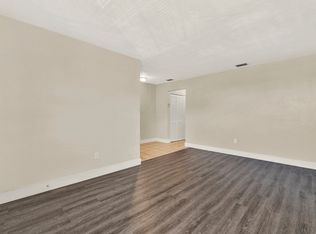 2621 NW 135th St APT 304, Miami, FL 33167