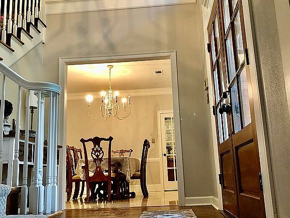 5th image of 3438 Amroth Dr
