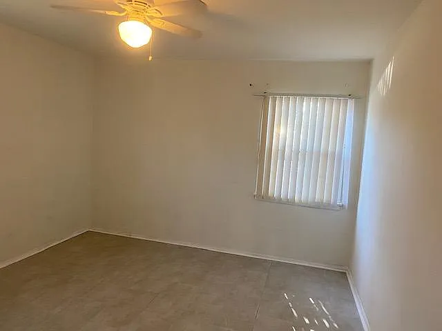 7004 1/2 Hazeltine Ave #4 — Photo 18