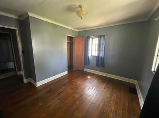 2134 S Taylor St, South Bend, IN