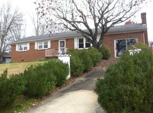 71 Cherokee Way, Marion, NC 28752