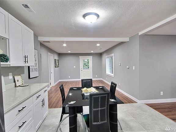 4th image of 8325 Silva Ave SE