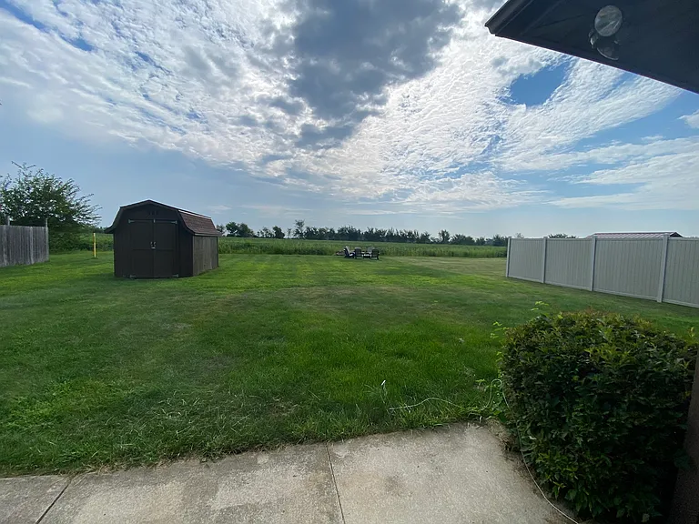 689 Apple Blossom Ln — Photo 49