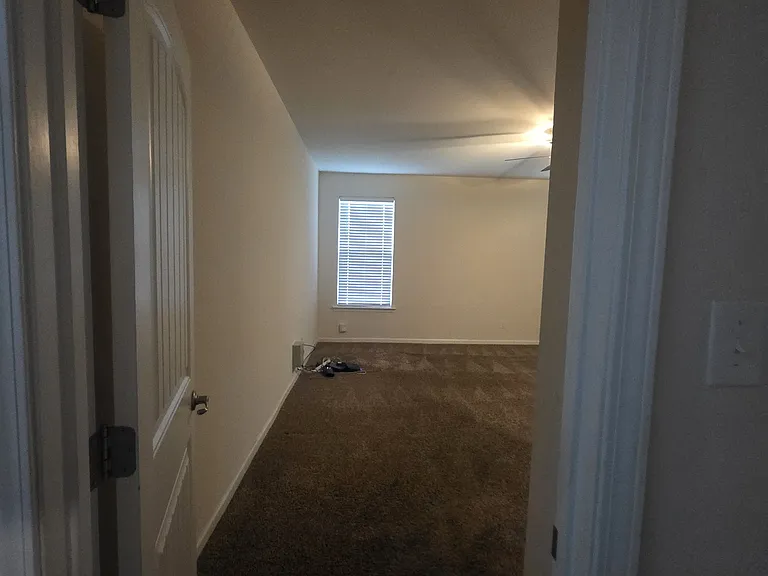 1393 Shipyard Dr — Photo 13