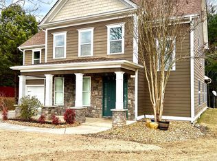 150 Lindsey Ter, Fayetteville, GA 30214