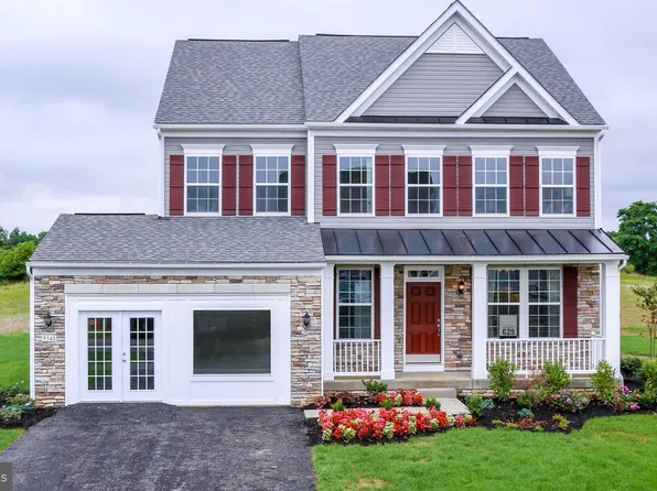 204 Hillsdale Pl, Martinsburg, WV 25403