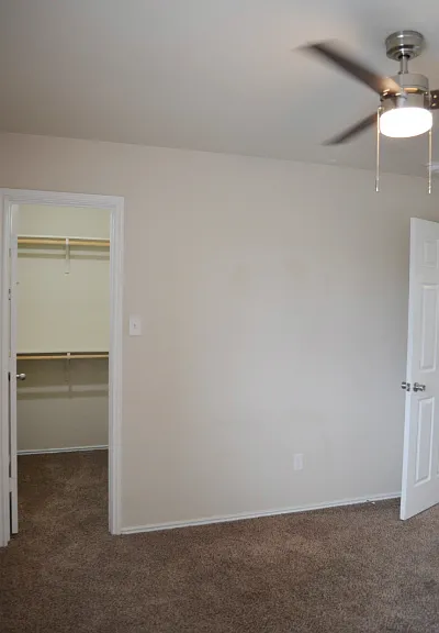4808 Green Meadow St — Photo 41