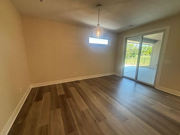 5th image of 5125 N Dublin Ct
