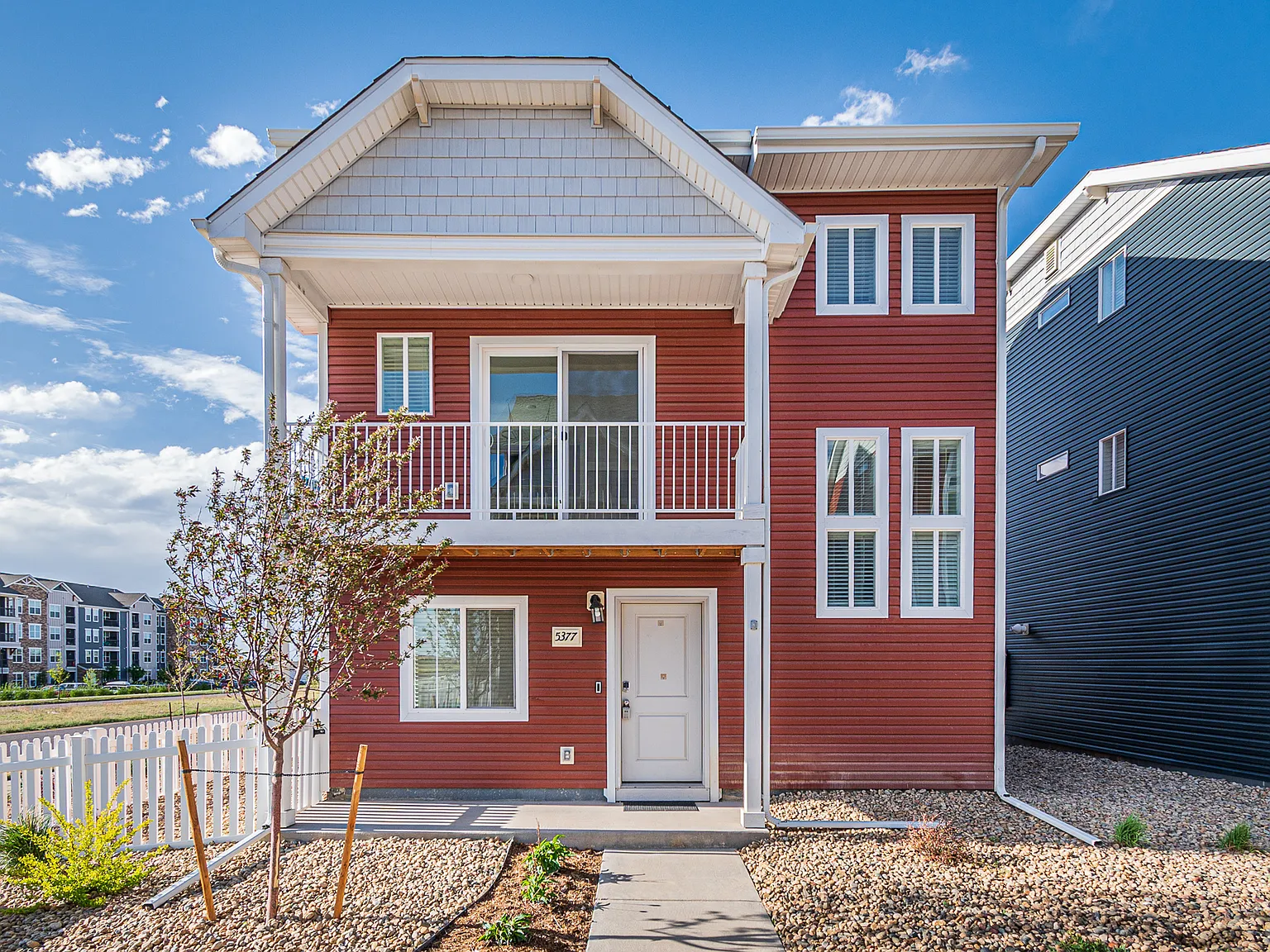 4 bed, 1715 sqft, $2,900 — Photo 1