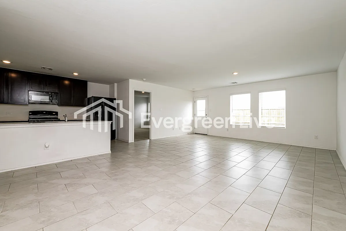 Building Photo - 10924 SW 23rd Pl