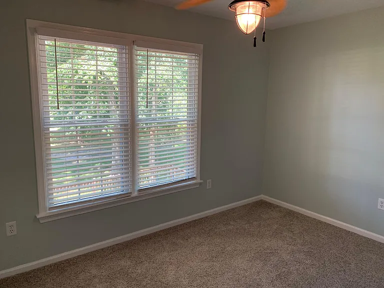 115 E Wedgwood Dr — Photo 23