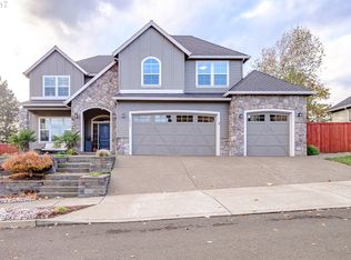1033 N Alder St, Canby, OR 97013