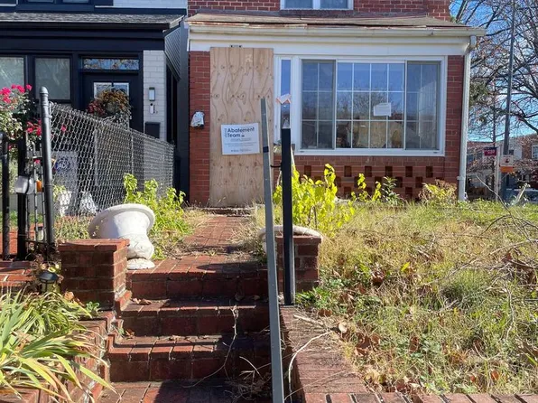 101 33rd St NE, Washington, DC 20019