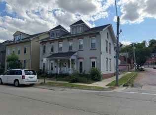 1593 Main St, Dubuque, IA 52001