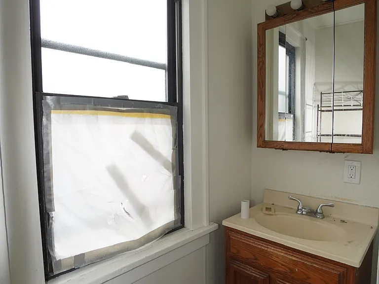 1415 Duss Ave #3 — Photo 9