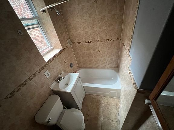 5th image of 399 Avenue C #1E