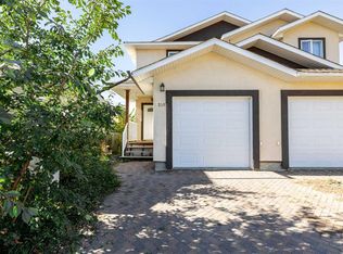 5140 E 51st St, Lacombe, AB T4L1H9