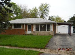 922 E Lilly Ln, Palatine, IL