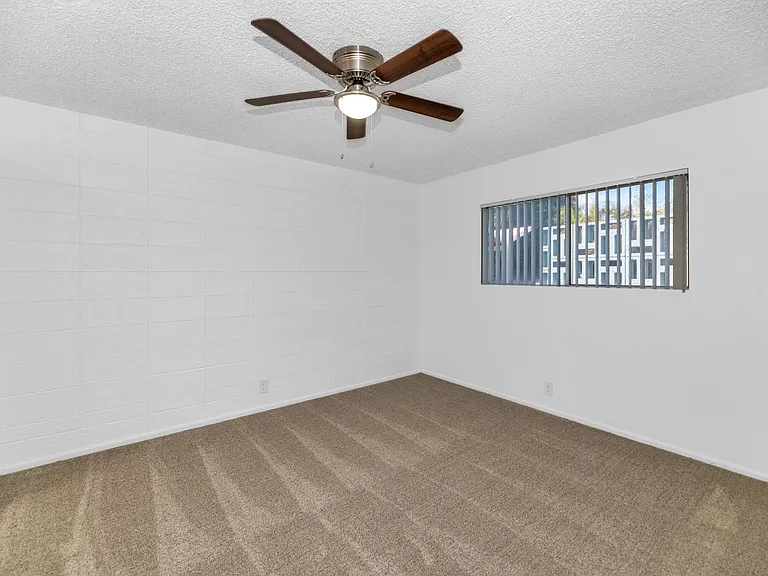 The Phoenix Apartments on 6th Avenue — Photo 9