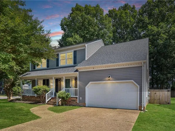 934 Elton Hall Cir, Newport News, VA 23608