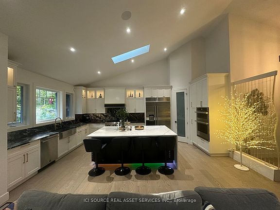 5th image of 13 Timberrun Ct