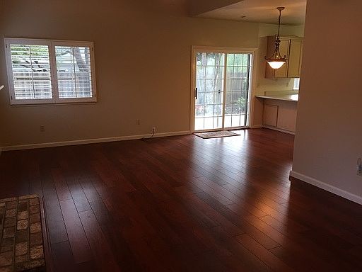 2nd image of 16 Dickerson Ln