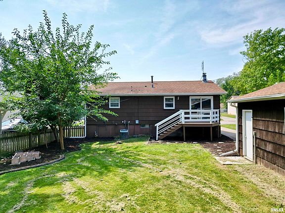 4th image of 3301 Candlewick Dr