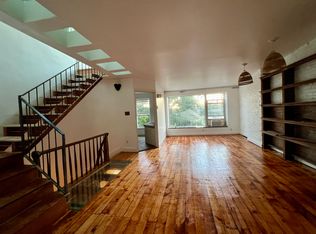 2 2nd St #A, Brooklyn, NY 11231
