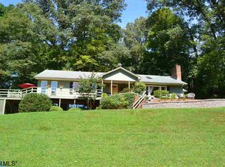 2110 Lakeside Dr, Charlottesville, VA 22901