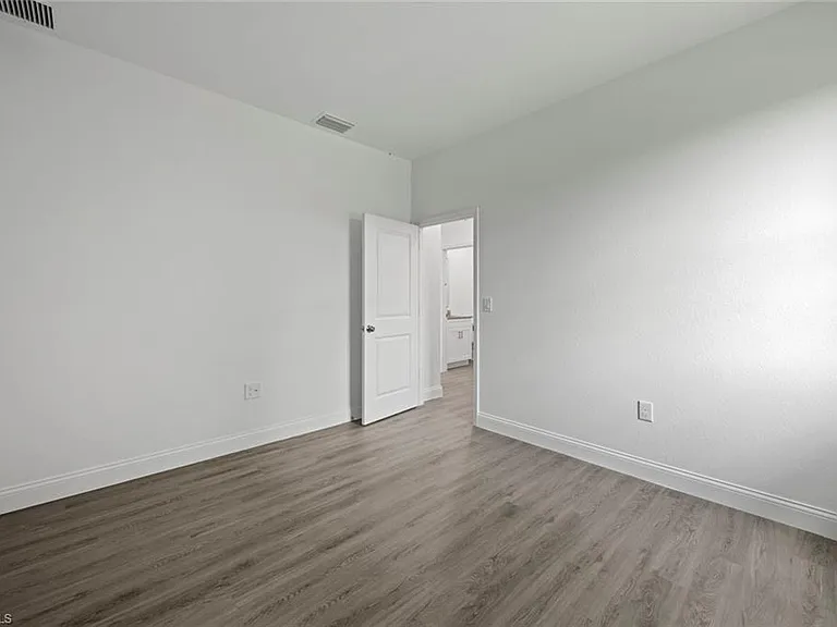 351 Ranchito Ave — Photo 10