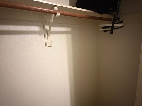 5th image of 11066 Landsbury Cir #1
