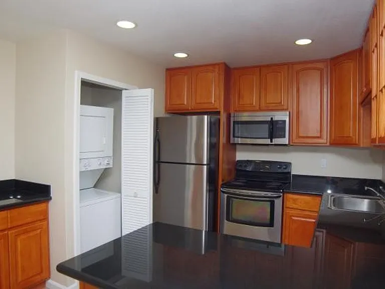 CityPlace Apartments — Photo 12