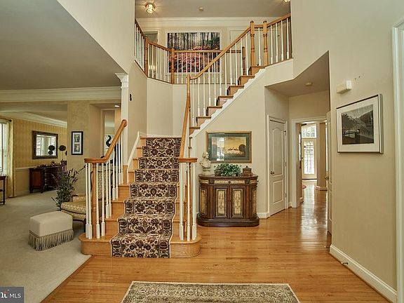 5th image of 3417 Sunny View Dr